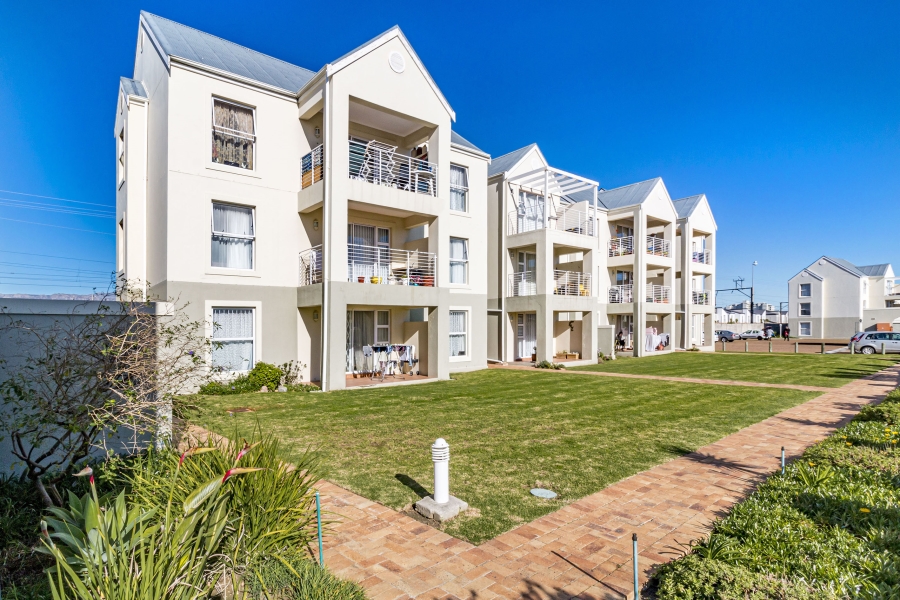 3 Bedroom Property for Sale in Strand Central Western Cape